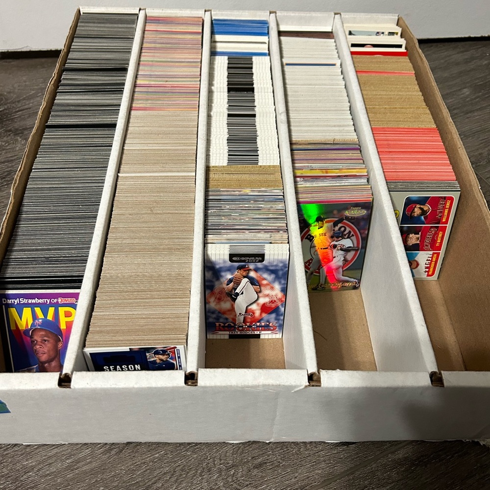 400ct Box Full Of random baseball cards 80s-23s